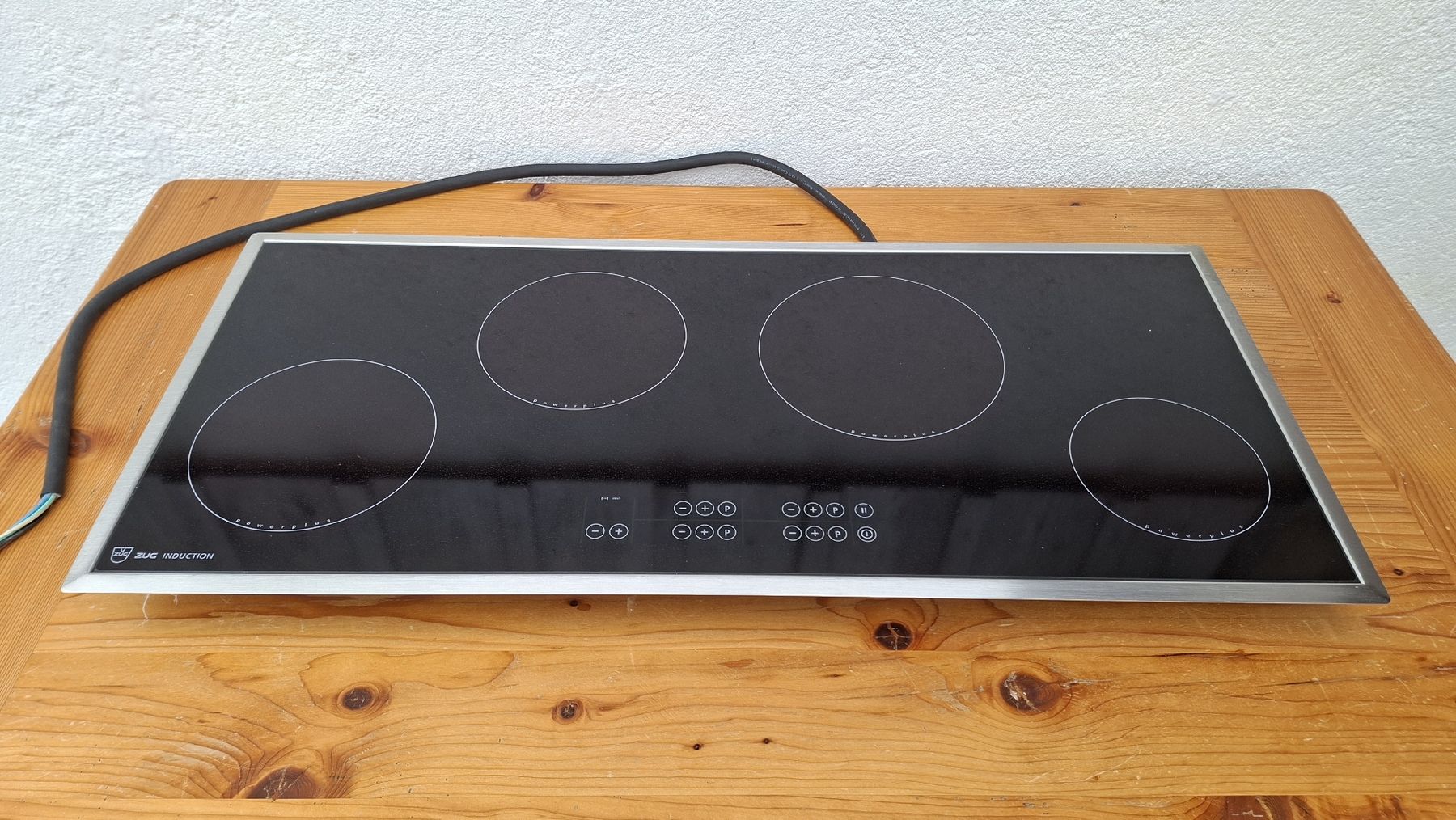 V-Zug Cucine: Table de cuisson à induction ZUG - Type GK46TIPC - FN498 – Usato da Bionnens venduto da dho_9wkh