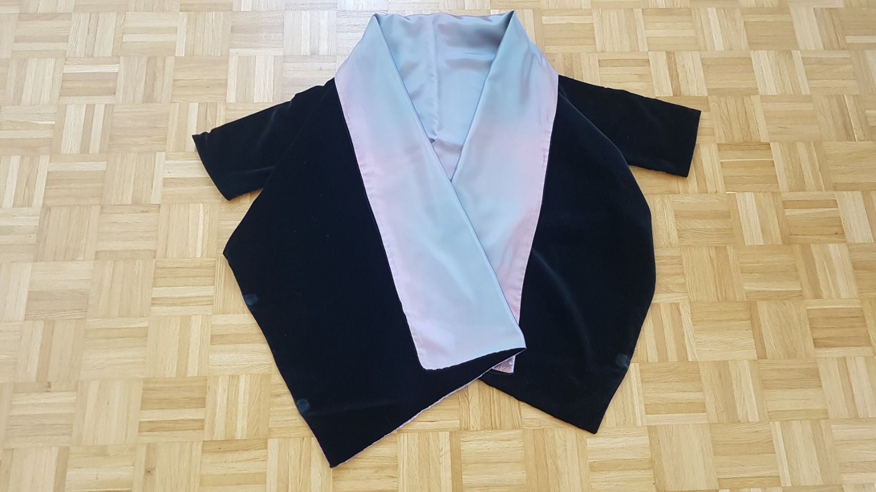 Foulards, Tücher & Schals: Schal aus Samt schwarz und blau – Neu (gemäss Beschreibung) aus Zürich von yro_qvz7