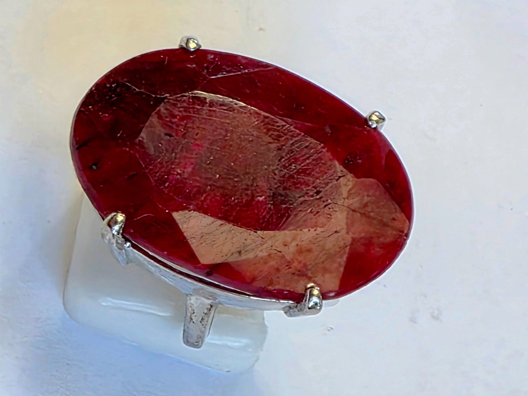 Anelli: Ring mit grossem ovalem Rubin Silber 925 neu – Nuovo (secondo la descrizione) da Zürich venduto da benedikt12 7
