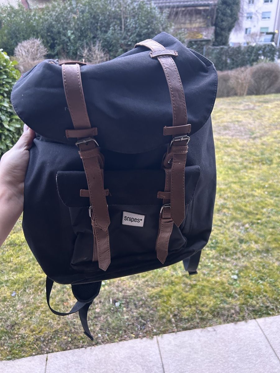 Snipes Sacs à dos: Stylischer Snipes Rucksack schwarz – D'occasion à Brüttisellen par stpe 6