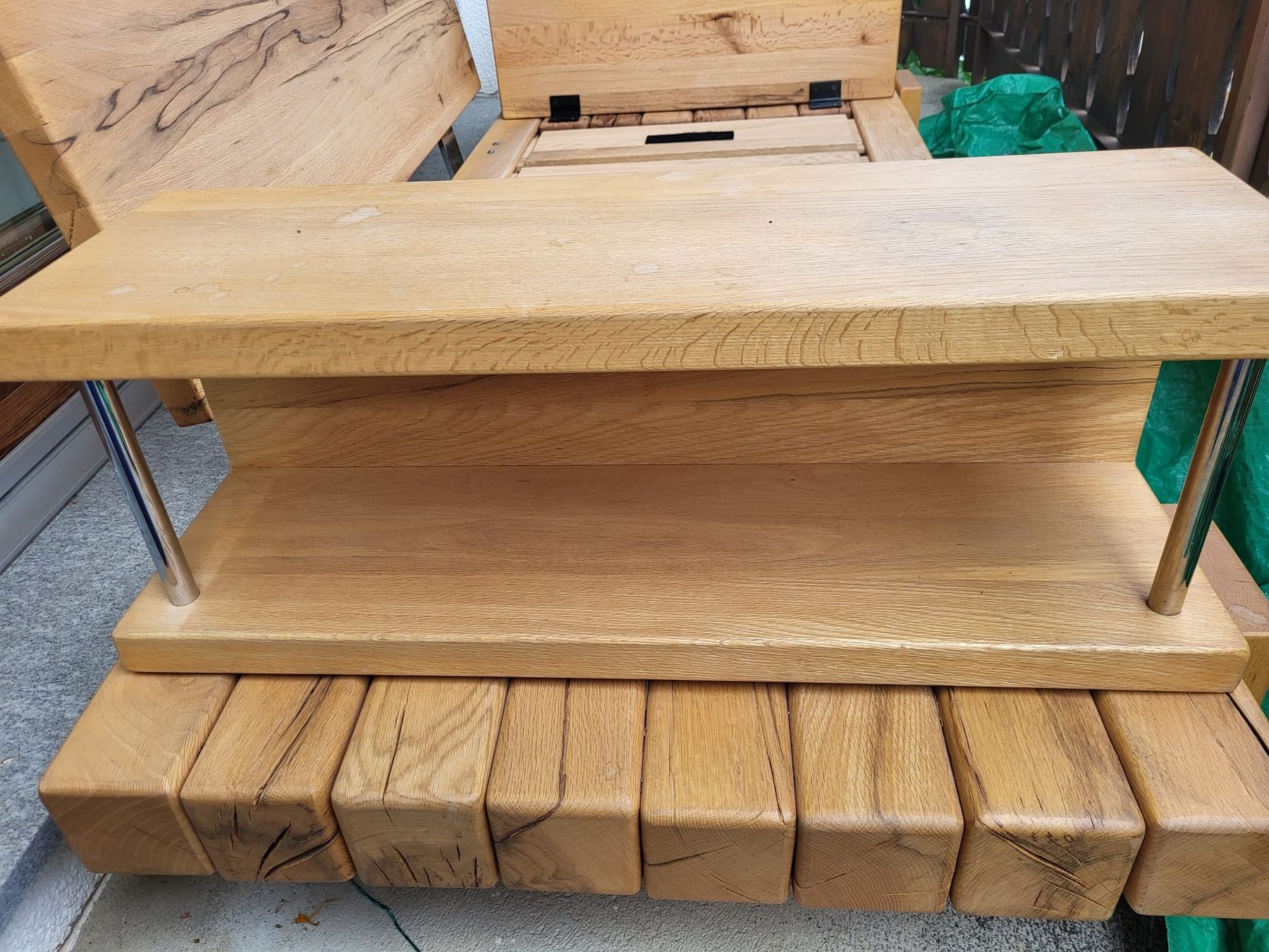 Sofas: Ledersofa mit Holzrahmen – D'occasion à Klosters par sel_zb7z 3