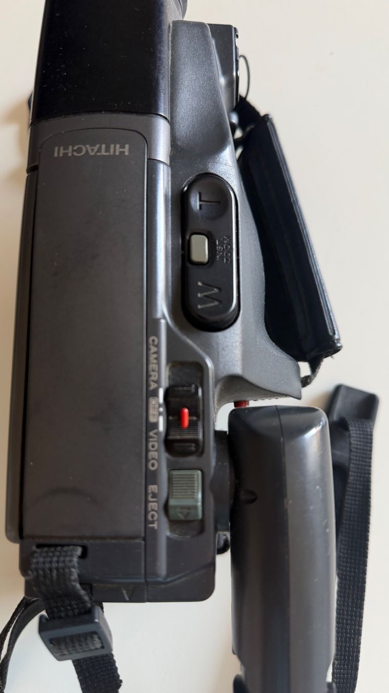 Hitachi Videocamere: Hitachi VM-E54E 8mm Camcorder – Usato da Versoix venduto da Russo35 6