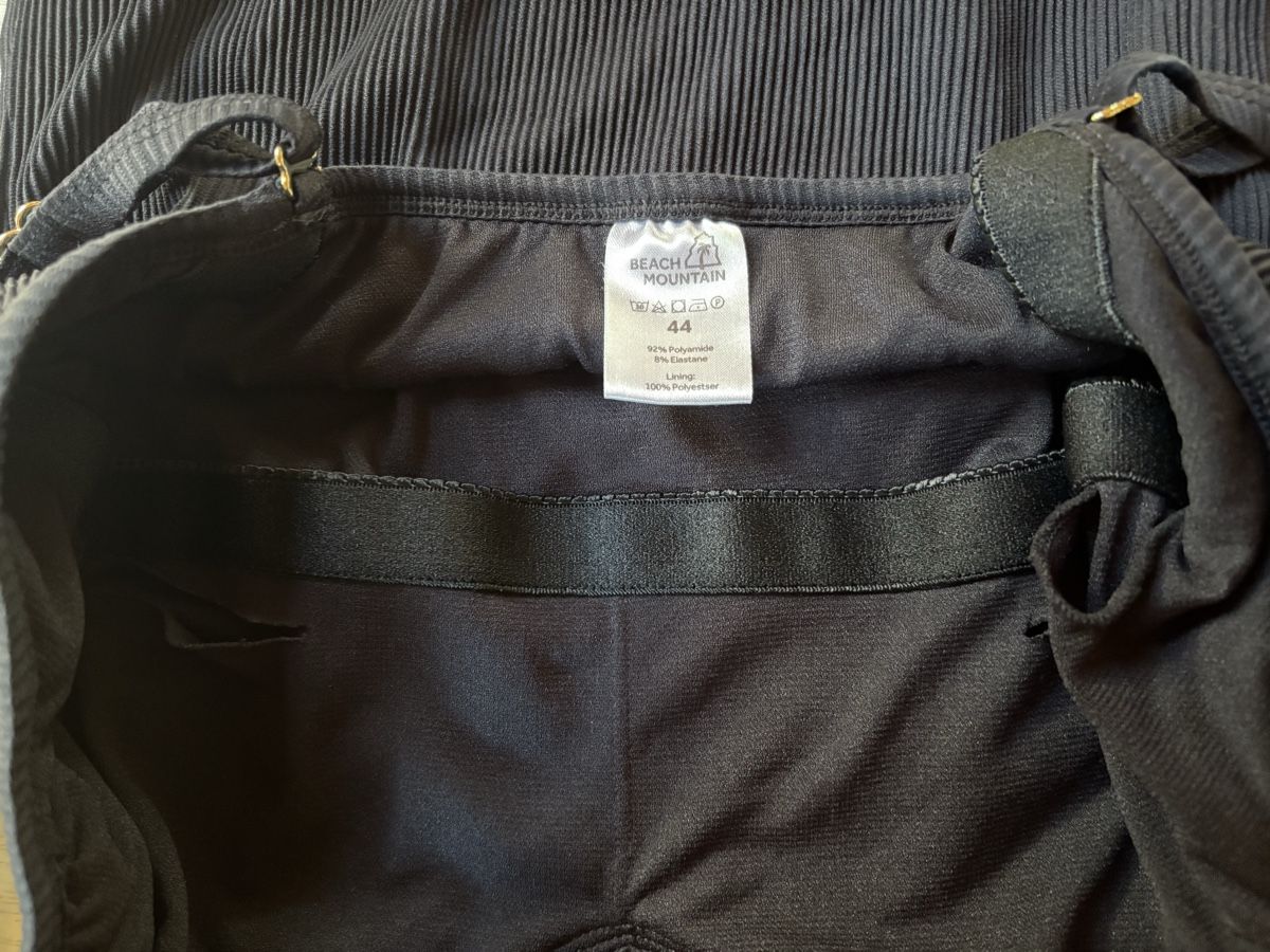 Costumi da bagno & Bikini: Badeanzug Beach Mountain Rippen  Grösse 44 – Usato da Wyssachen venduto da Hahe89 3