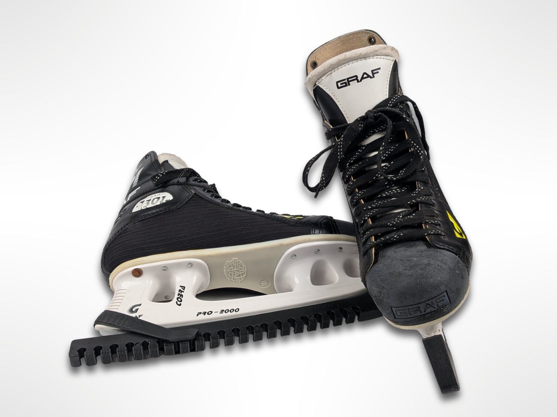 Graf Pattini da ghiaccio: GRAF SUPER 301 Schlittschuhe Gr. 46 – Usato da Suhr venduto da Restwert_Suhr