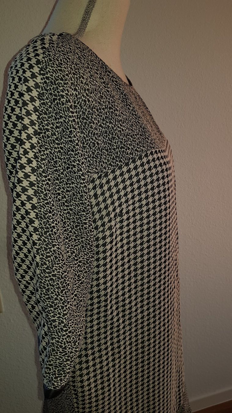 Max Mara Vestiti: MAXMARA,  SANDRO, UNGARO. ....Kleider,Bluse – Usato da Wetzikon ZH venduto da med_2y76 1