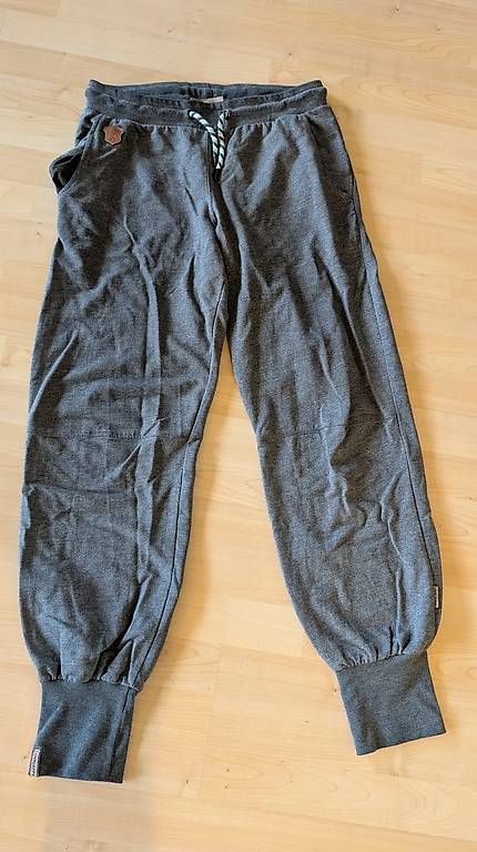 Pantaloni: Naketano Trainerhose Gr.Large – Usato da Baar venduto da Foscolio