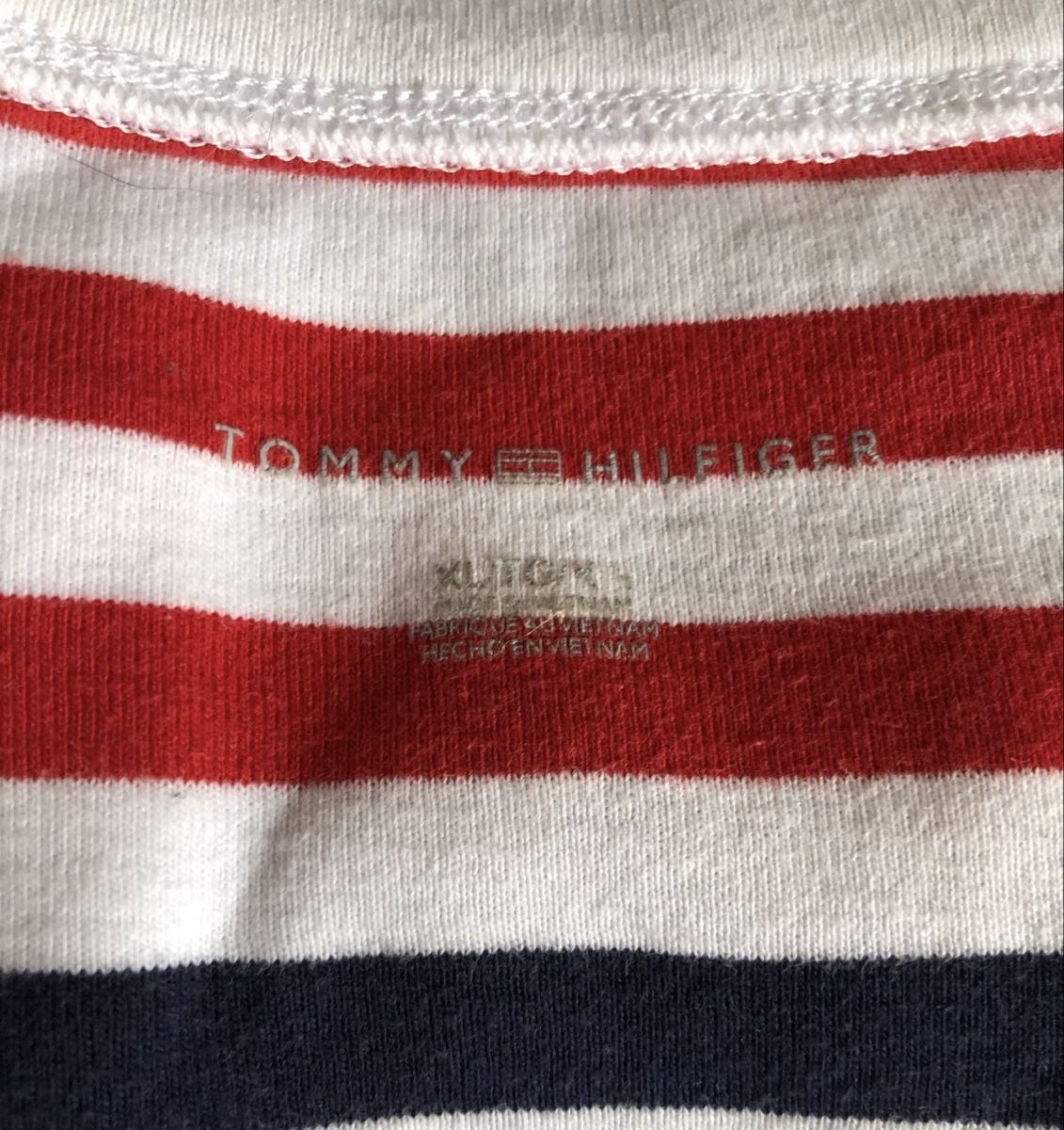 Tommy Hilfiger Kleiderpakete: Kleiderpaket Tommy Hilfiger T-Shirt Pullover Kleider Pulli – Gebraucht aus Frauenfeld von Babytimmy 6