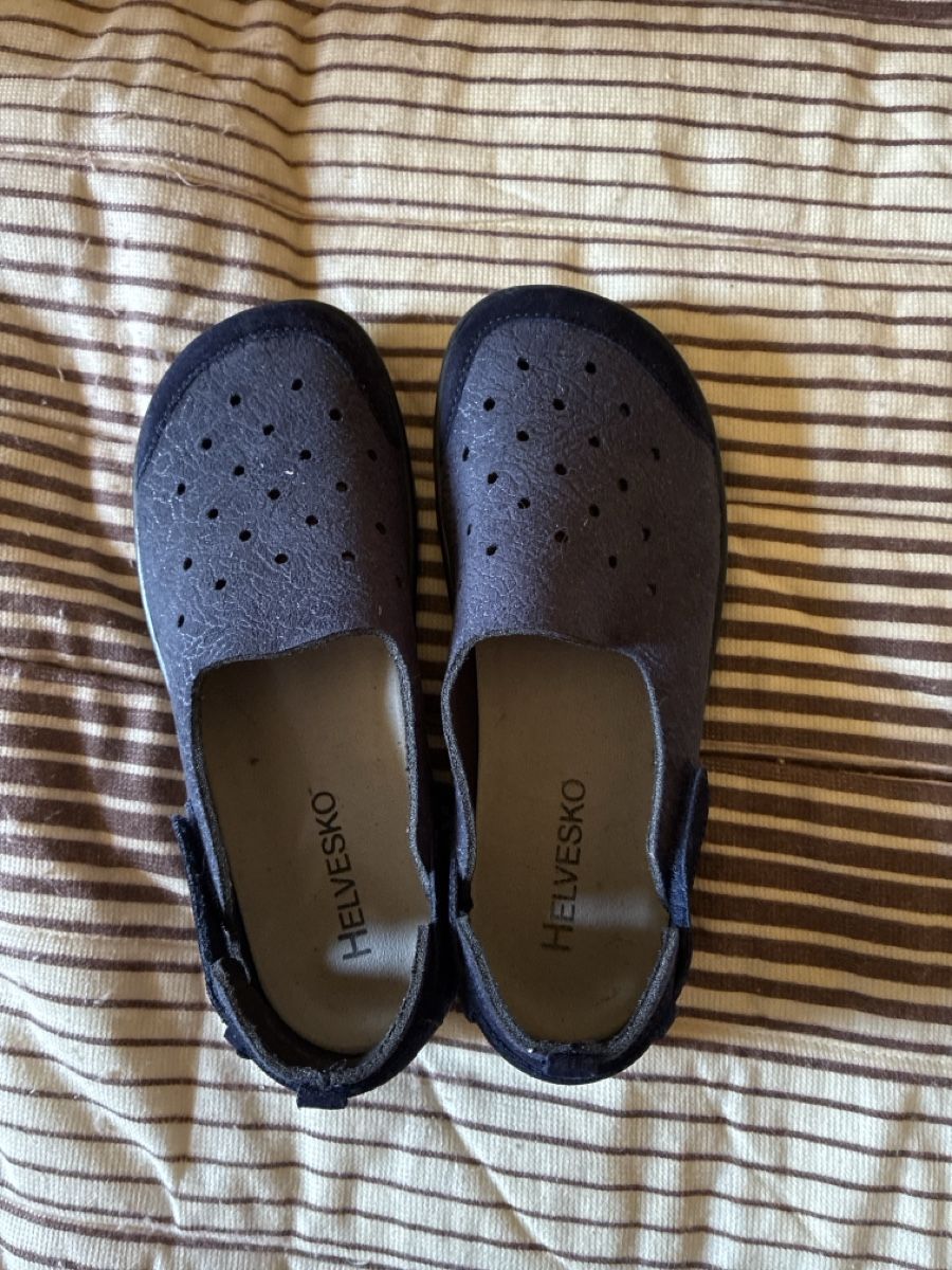 Helvesko Chaussures femmes: Schuhe Helvesko Dunkelblau   – Neuf (Voir description) à Hunzenschwil par Monggeli