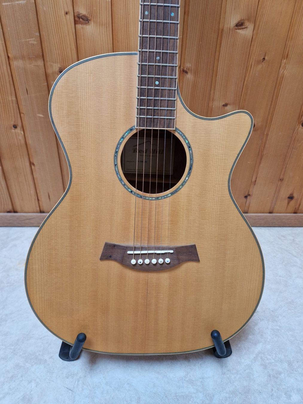 Strumenti musicali: Red Hill Akustikgitarre – Usato da Luzern venduto da Patsports 1