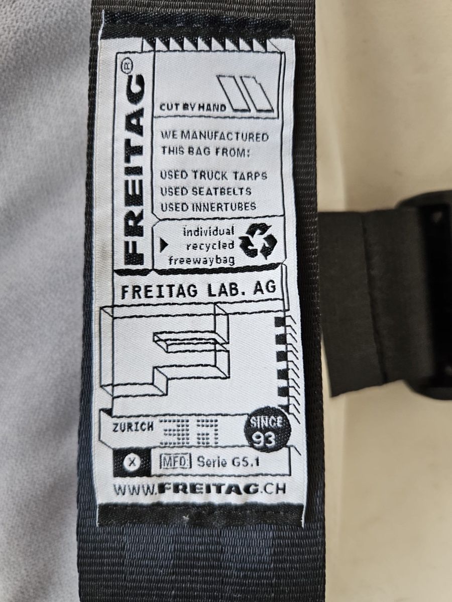 Freitag Autres vêtements & accessoires: Sac freitag  – D'occasion à Courtételle par zittant93 2