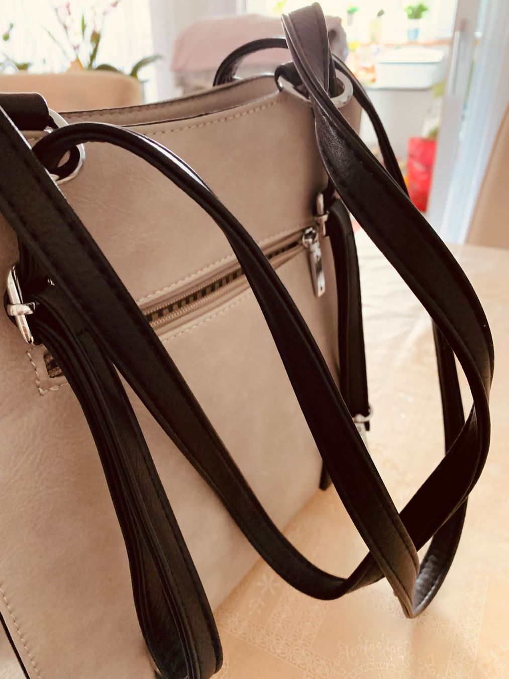 Taschen für Damen: Handtasche / Rucksack aus Leder – Neu (gemäss Beschreibung) aus Bülach von sadiZH 2