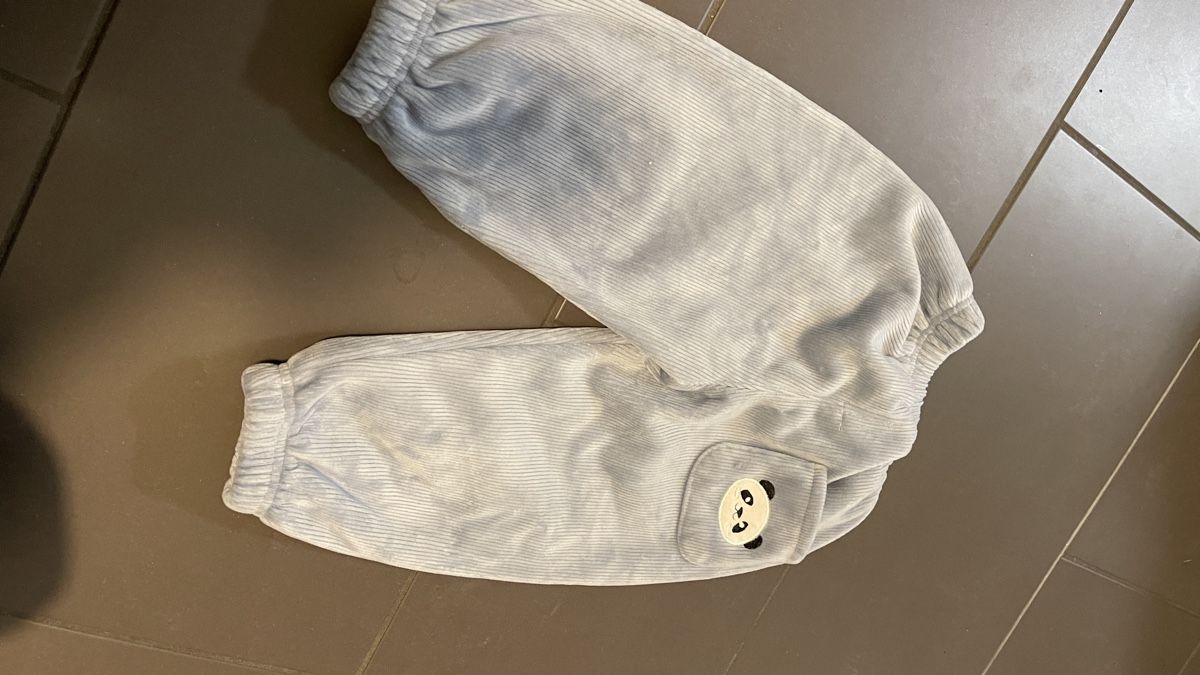 Hosen: Warme Baby Cordhose, Grösse 98 – Gebraucht aus Zürich von Belisimo 1