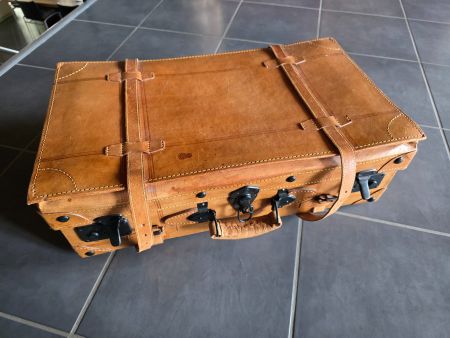 antiker robuster Leder Koffer 60 x 36 x 20 cm