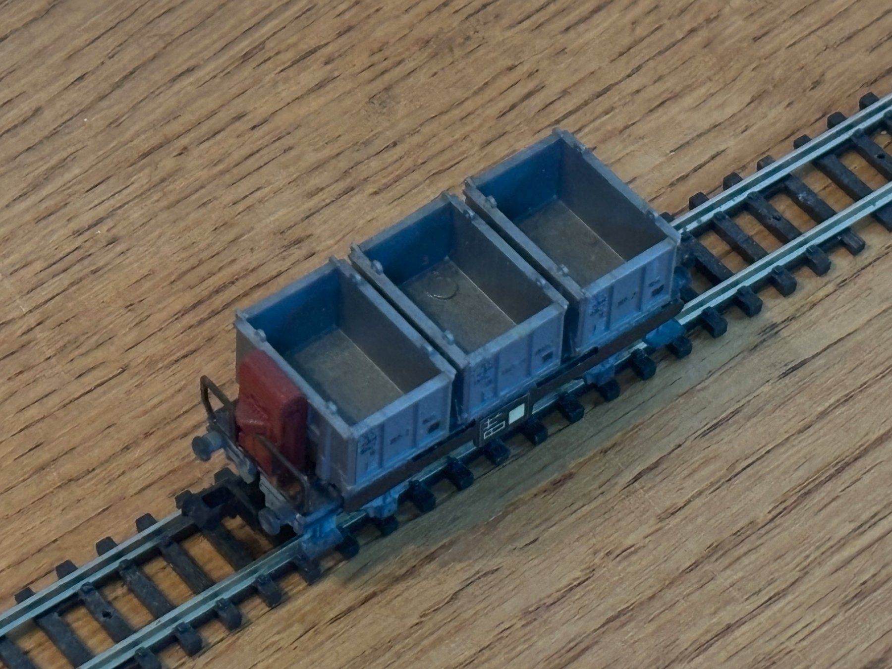 Modellini di ferrovie: e1671: Güterwagen (Spur N) – Usato da Birsfelden venduto da Birs_25 3