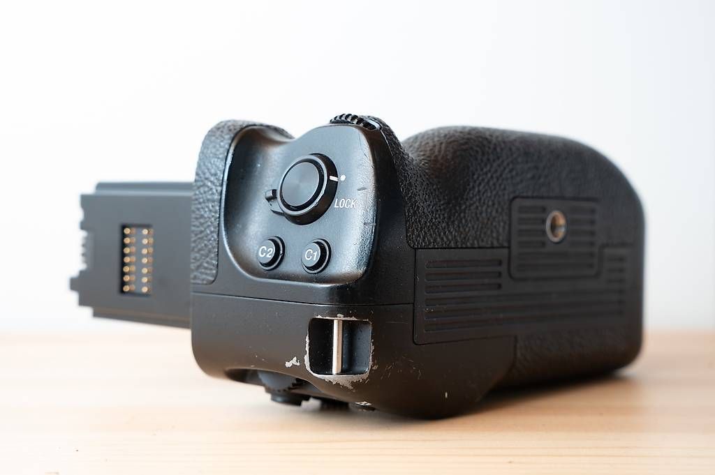 Sony Appareil photo: Grip Sony VG-C4EM – D'occasion à Genève par con_v22j 2