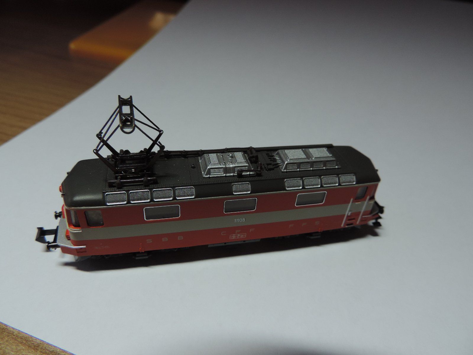 Trix Modellini di ferrovie: Minitrix SBB SwissExpress – Usato da Steinen venduto da urscathry 3