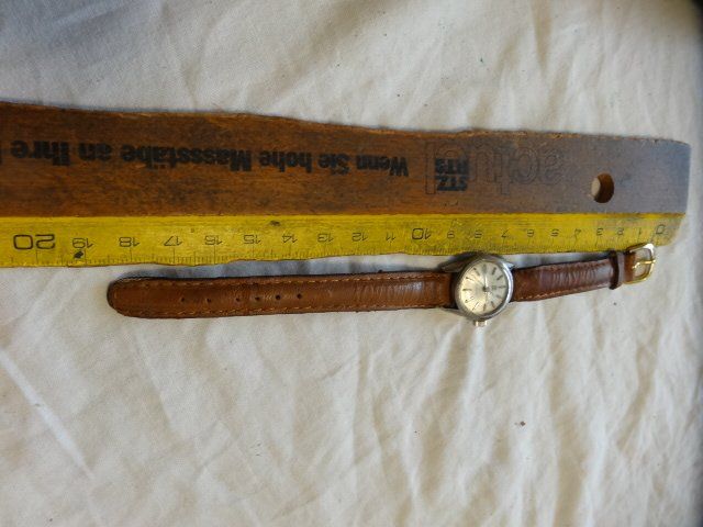 Tissot Montres: TISSOT SEASTAR   DAMEN UHR.HANDAUFZEUG.17RUBIS.SCHÖN LÄÜFT. – D'occasion à zürich par ahmad01 1