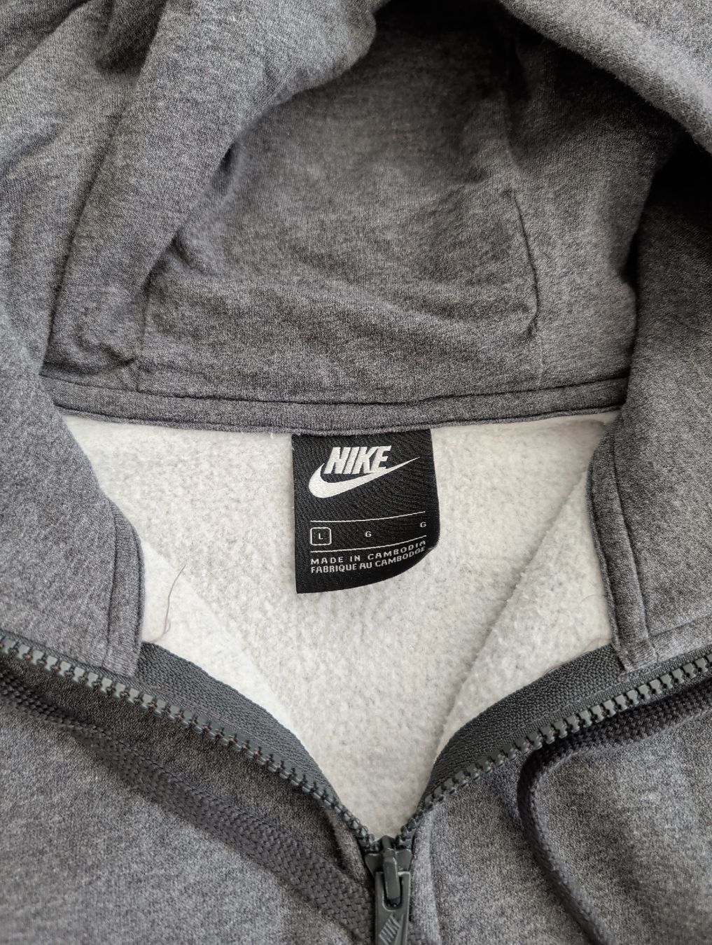 Nike Giacche: Nike Zip Hoodie Grau -  Grösse L – Nuovo (secondo la descrizione) da Buchs ZH venduto da ala_7rnk 1