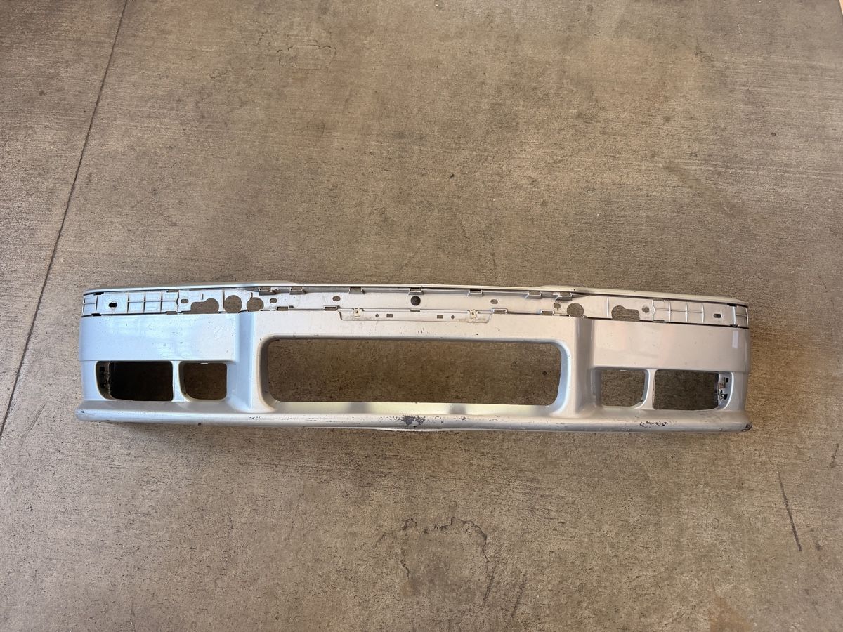 BMW Toutes les pièces auto: E36 M Stossstange  – D'occasion à Pfungen par FPRACING