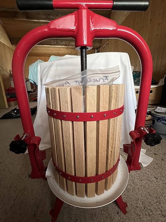 Tutte le macchine: Fruchtpresse – Usato da Hausen AG venduto da Findnbuy 4
