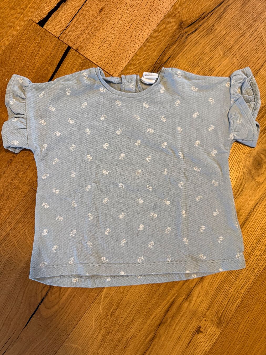 H&M Camicie, T-shirt & Polo: Kinder T-Shirt Grösse 92 H&M – Usato da Ebikon venduto da Dorfschmid