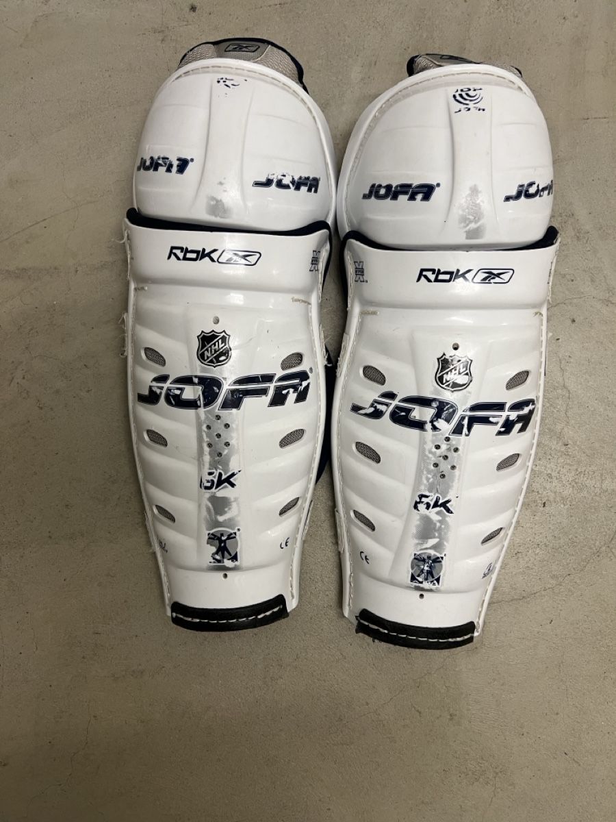 Reebok Schutz & Schoner: Eishockey Schienbeinschoner – Gebraucht aus Zürich von c.n.weiss