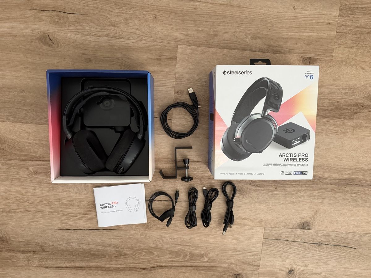 Steelseries Cuffie: SteelSeries Arctis Pro Wireless Gaming-Headset – Usato da Kaisten venduto da siria13