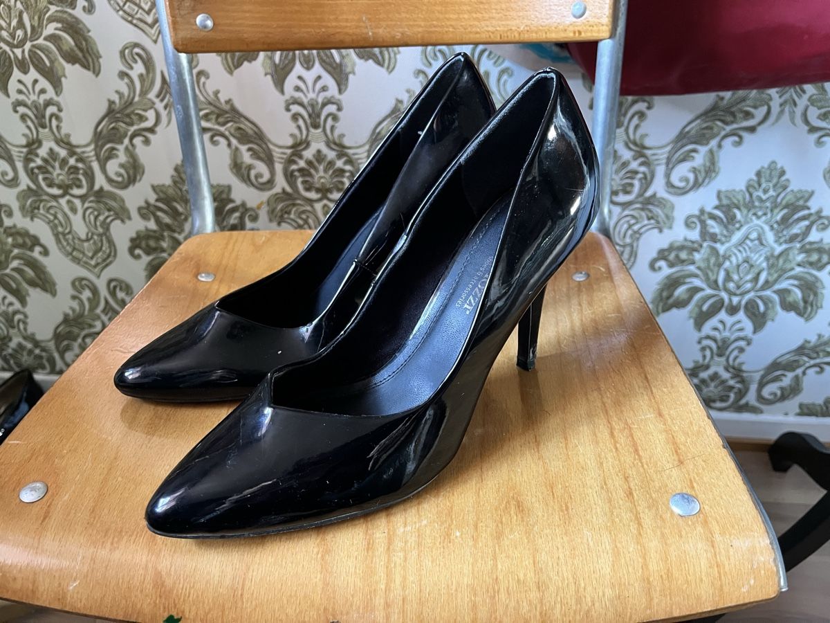 Scarpe da donna: Pumps – Usato da Hochdorf venduto da Forestgreen