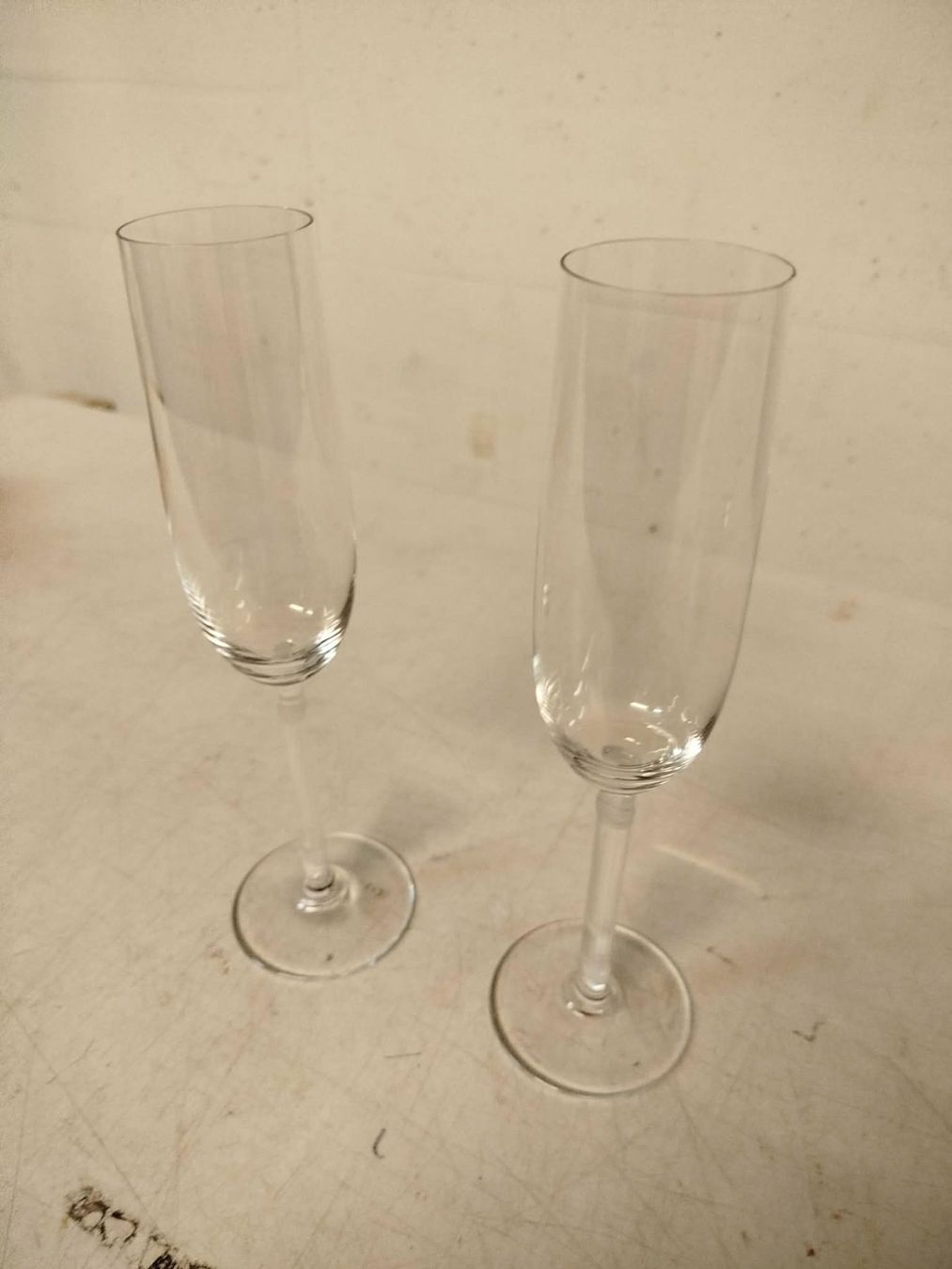Bicchieri: 2 VERRE À CHAMPAGNE  CARTIER – Usato da La Chaux-de-Fonds venduto da Emmaus2300CDF