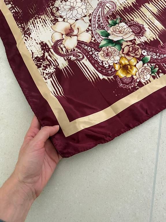 Foulards, Tücher & Schals: Seidentuch Bordeaux 100% Seide – Gebraucht aus Merlischachen von GlamGarb 3