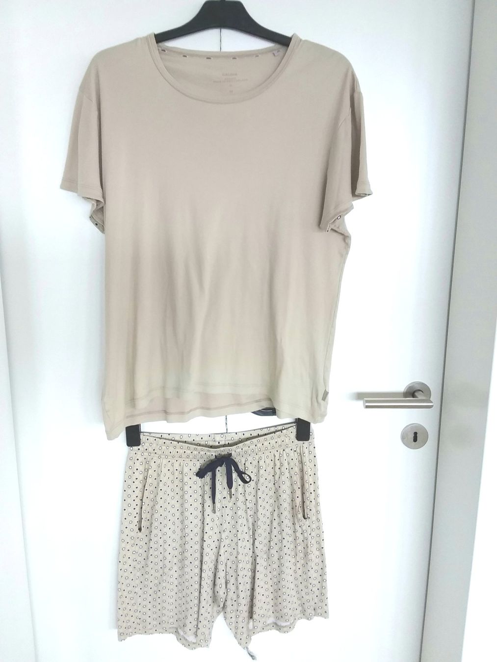 Calida Negligees & Pyjamas: CALIDA Pyjama, Gr M, beige – Gebraucht aus Immensee von Btrutmann