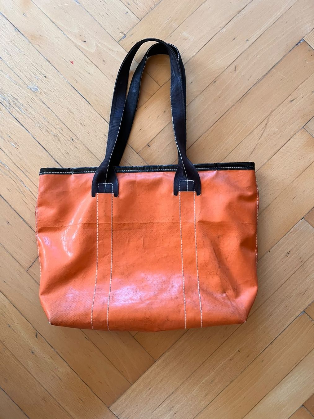 Freitag Borse: Freitag Tasche Orange-Schwarz – Usato da Triesen venduto da kun_5nrz 1