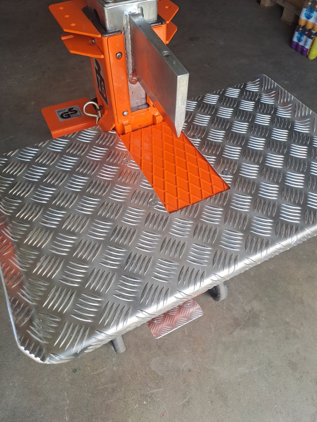 Tutte le macchine: Holzspalter Husqvarna 6 Ton – Usato da Grossdietwil venduto da Appaloosa 7