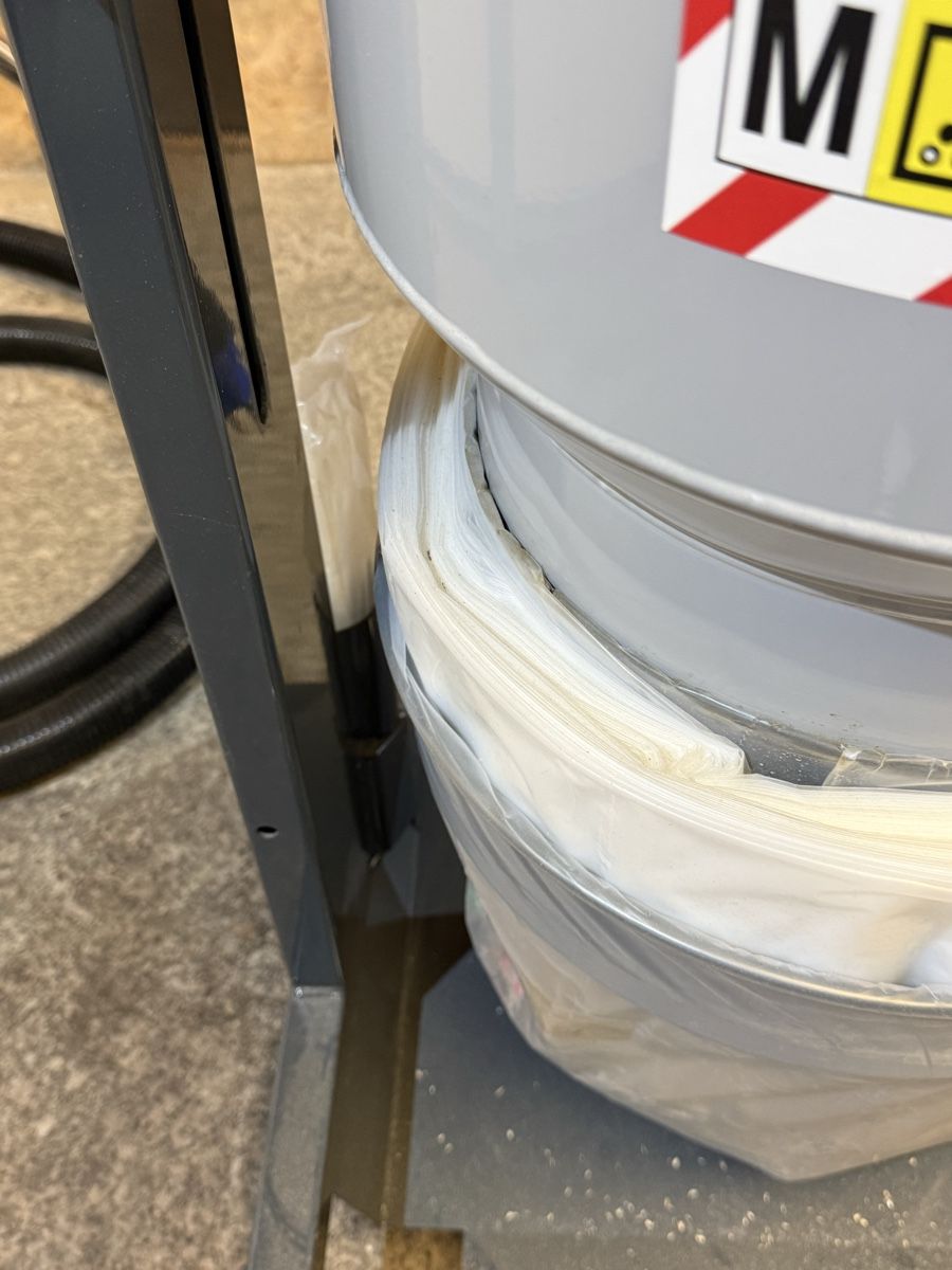 Aspirapolveri & Accessori: F+B Industrie Staubsauger VAC 202 DS – Nuovo (secondo la descrizione) da Rickenbach ZH venduto da Pyro_Iced 4