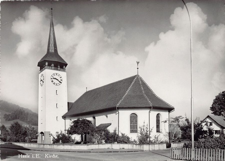 Cartoline postali: Hasle im Emmental, Kirche, um 1950 – Usato da Frauenfeld venduto da POML