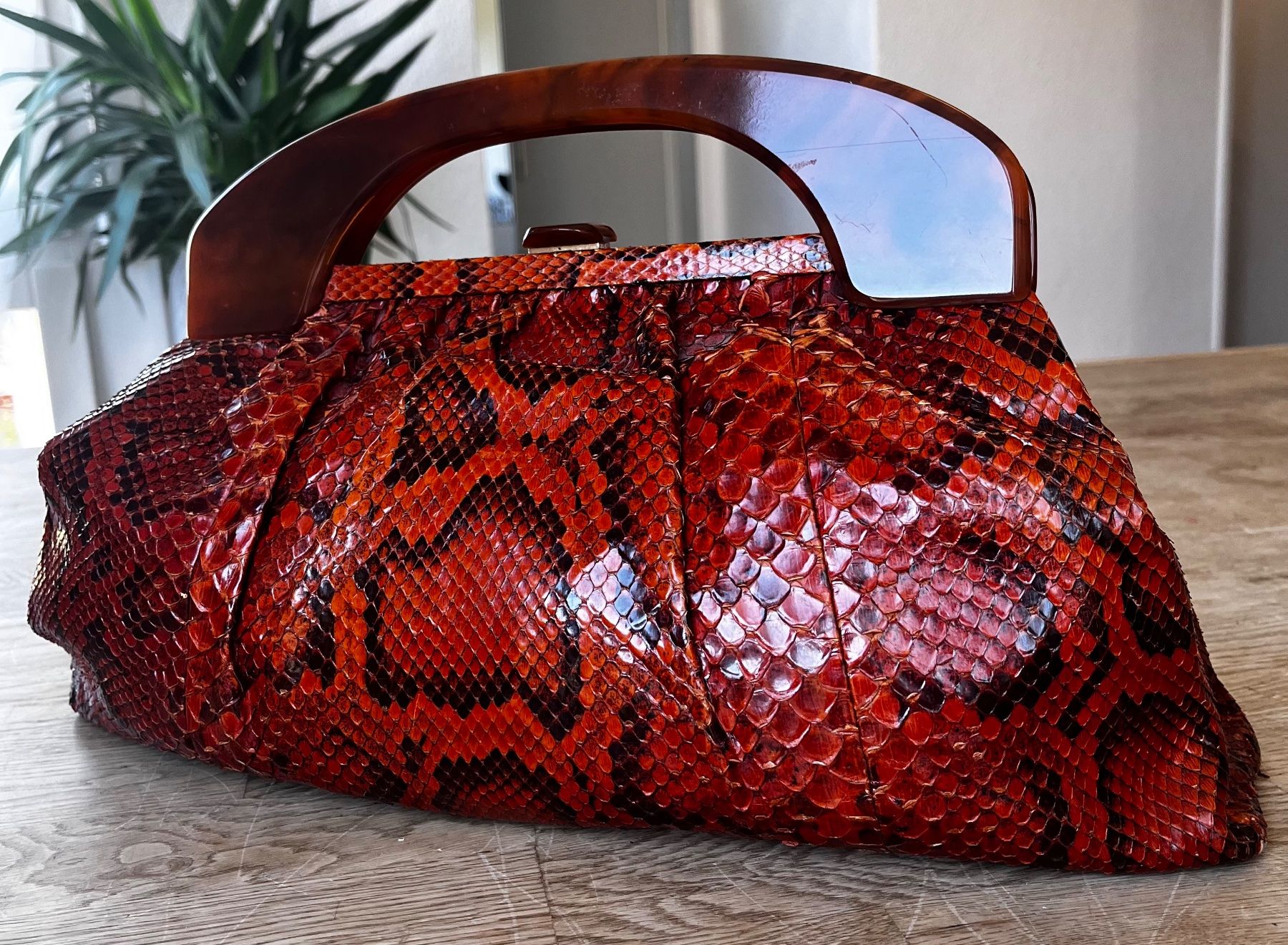 Borse da donna: Handtasche_Pythonmuster_1940 bis 50er_perfekter Zustand – Nuovo (secondo la descrizione) da Zürich venduto da Sammler777 1