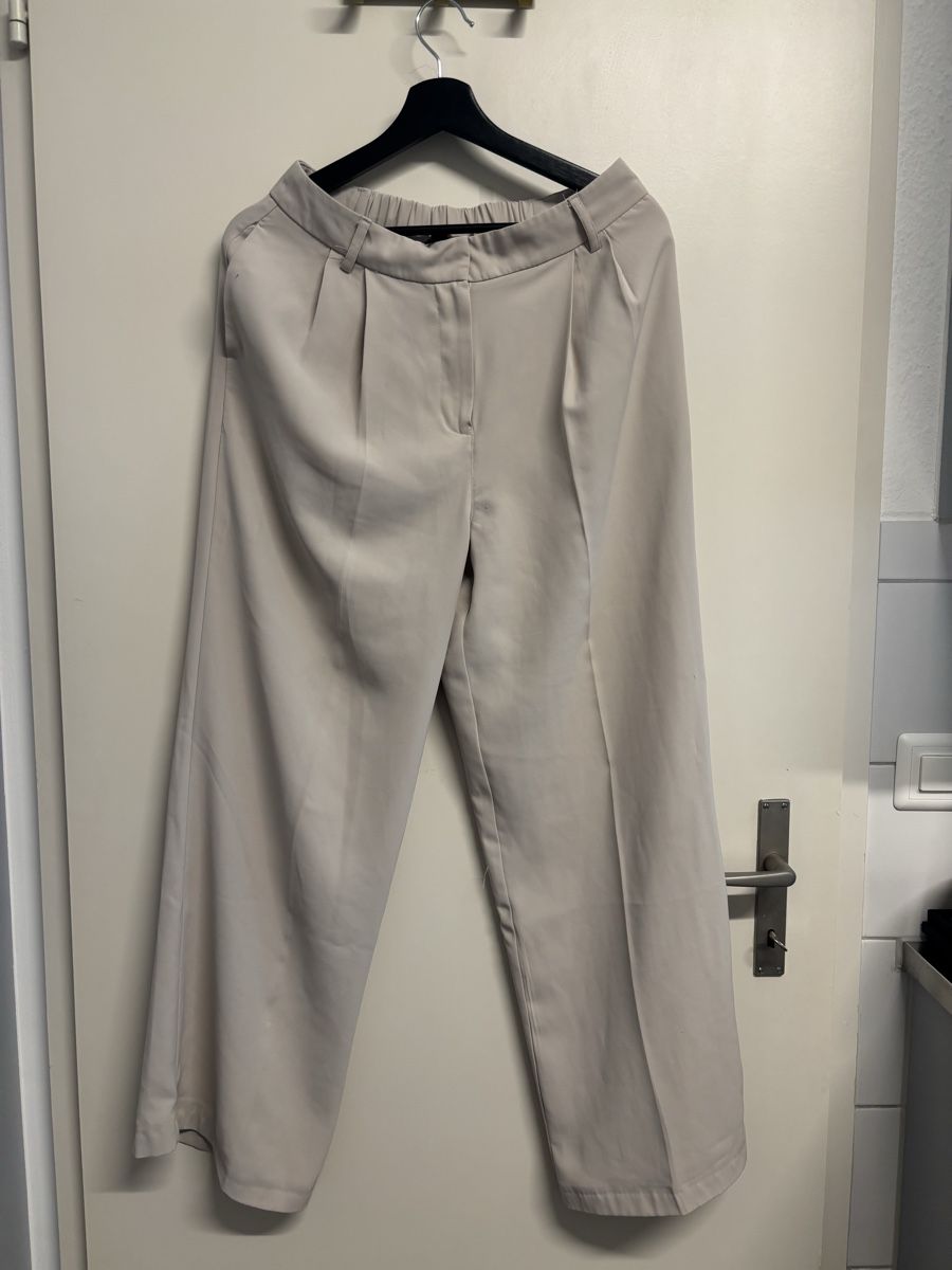 Pantaloni: Elegante Sommerhose "Friends Like These" – Usato da Bern venduto da lek_flt9 3