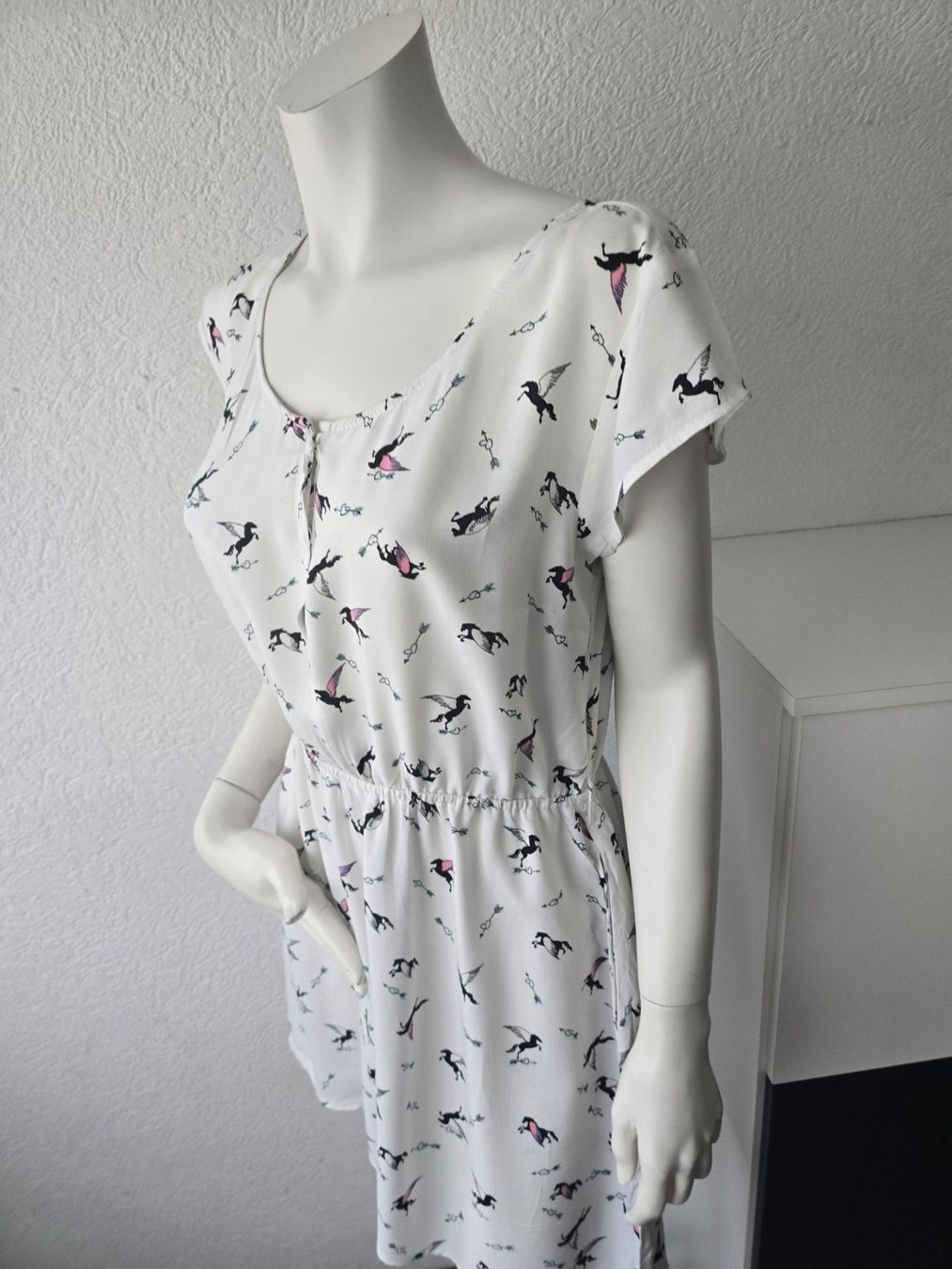 Kleider: Robe LICORNES T-M – Gebraucht aus Les Verrières von kitel79 4