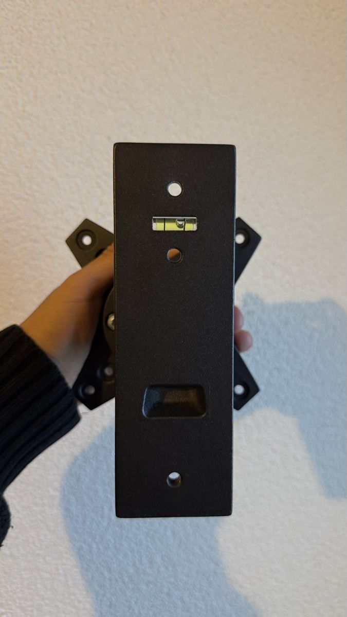 Support d'écran: Monitor wall stand – D'occasion à Courroux par jus_rs5n 2
