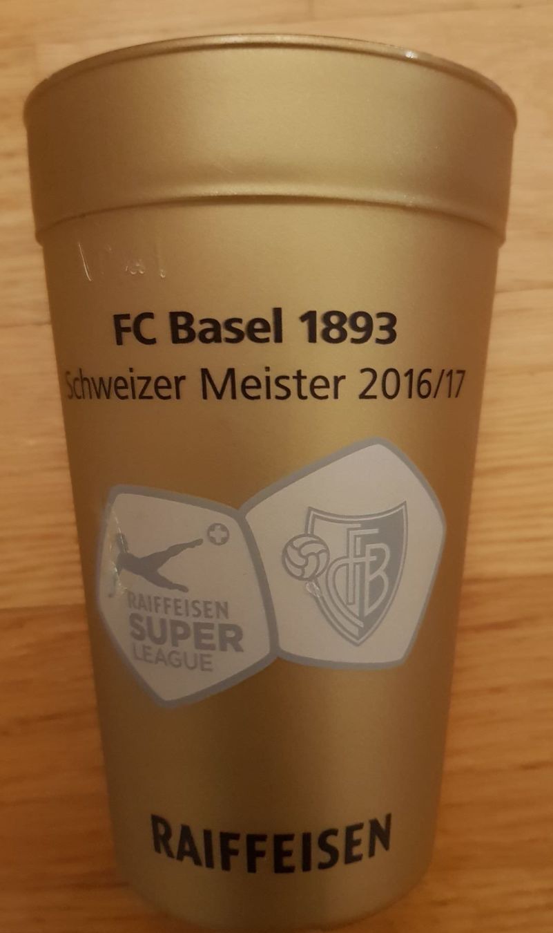 Tasses: FC Basel Meisterbecher 2016/2017 – D'occasion à Emmenbrücke par Herzog07