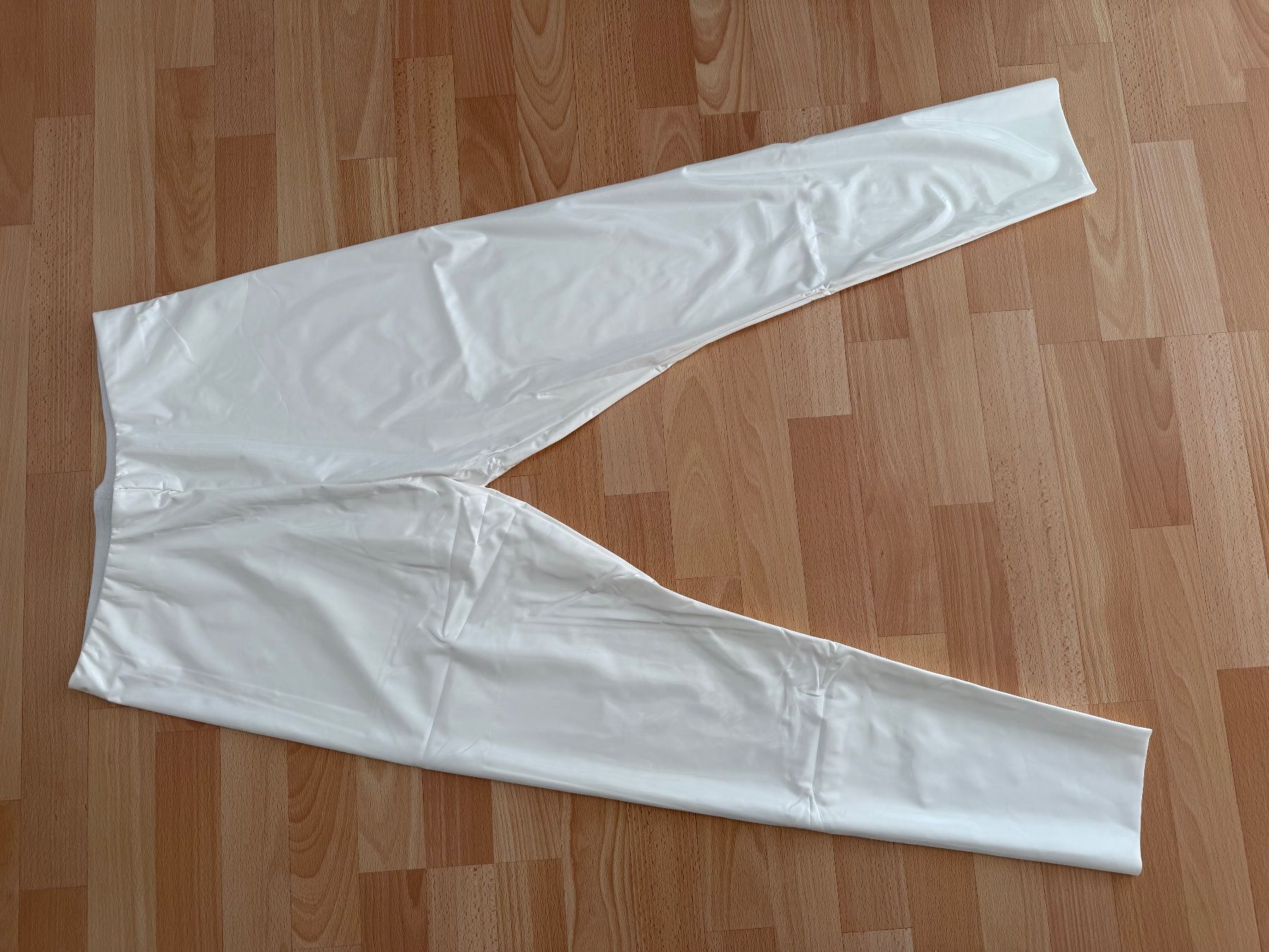 Leggings: Vinyl Lack Leggings Weiss – Nuovo e nell'imballaggio originale da Uetendorf venduto da Stoun 4