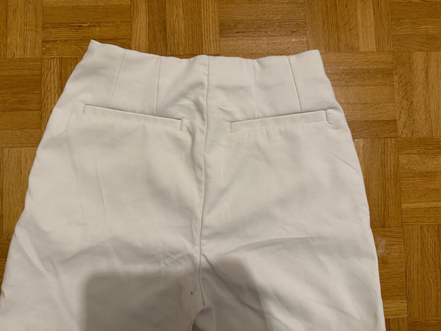 H&M Pantaloni: Arbeitshosen Set – Usato da Dübendorf venduto da sof_y5dt 3
