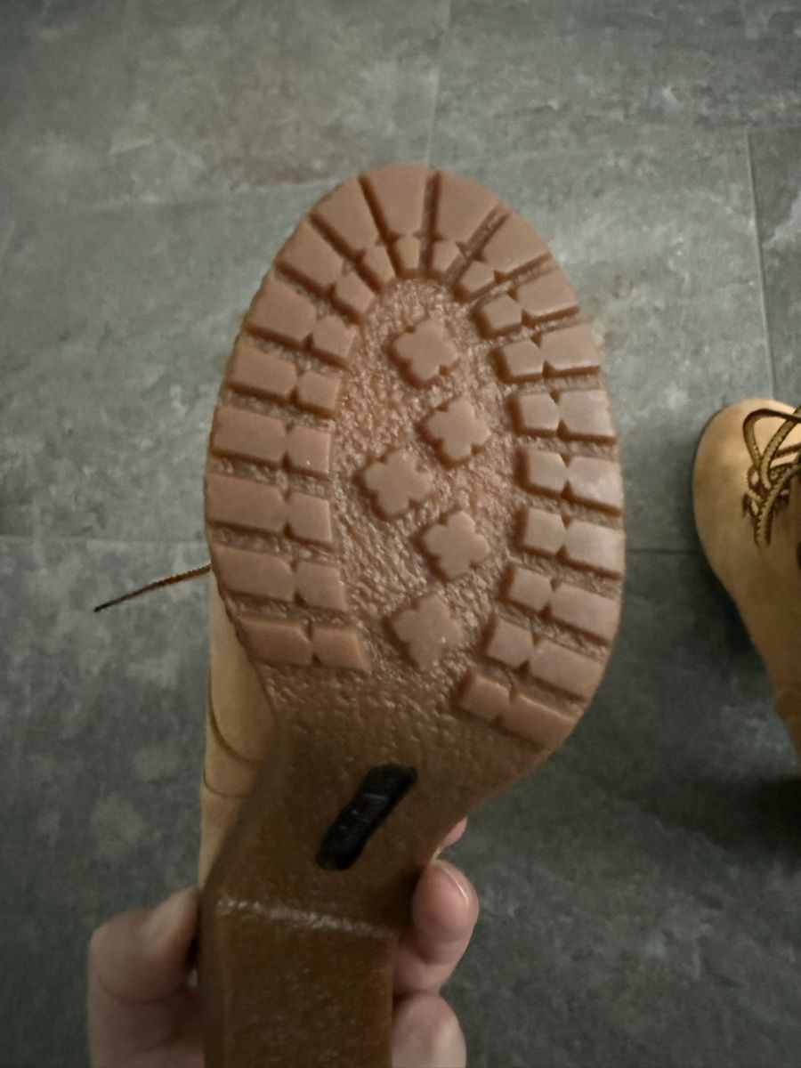 Timberland Scarpe da donna: Timberland Stiefeletten – Nuovo (secondo la descrizione) da Schübelbach venduto da Coopers6 9