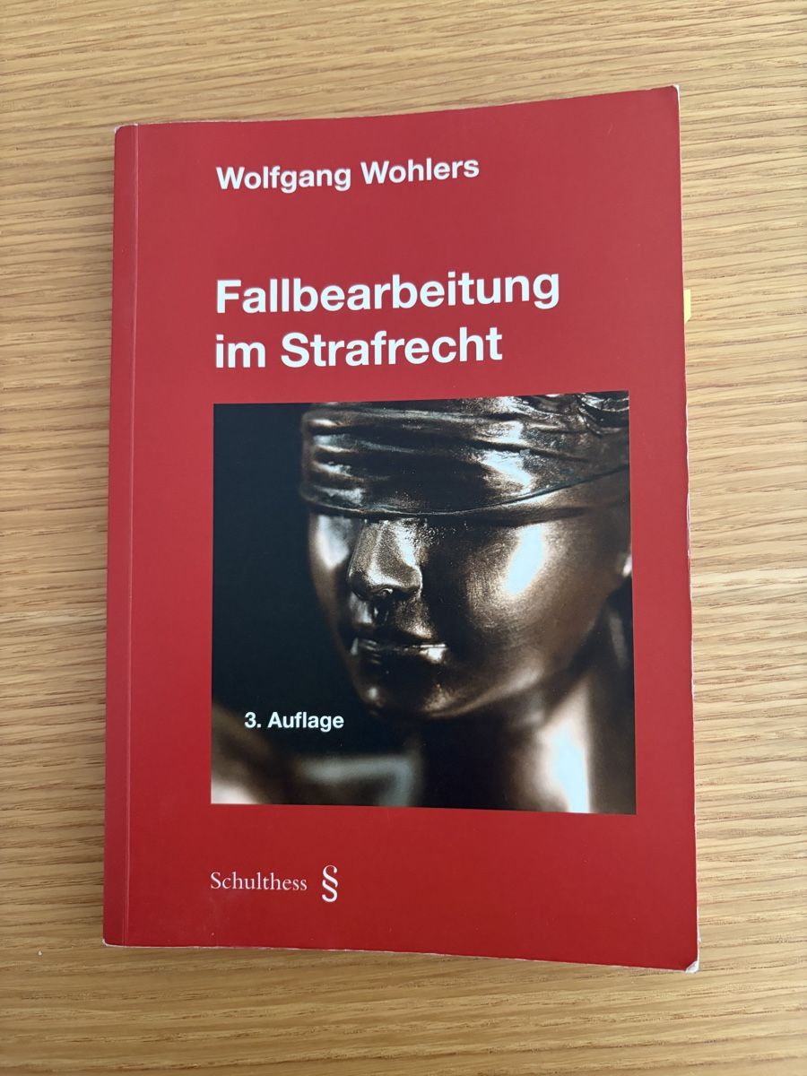 Bücher: Fallbearbeitung im Strafrecht – Gebraucht aus Benglen von mar_2snj