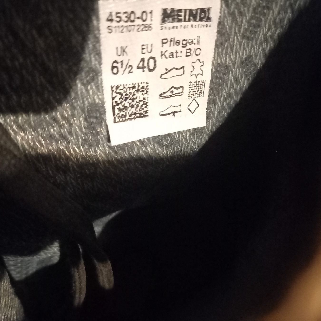 Meindl Scarpe da uomo: Meindl Gore-Tex Winterstiefel, Grösse 40, gebraucht – Usato da Galgenen venduto da Allerlei8854 8