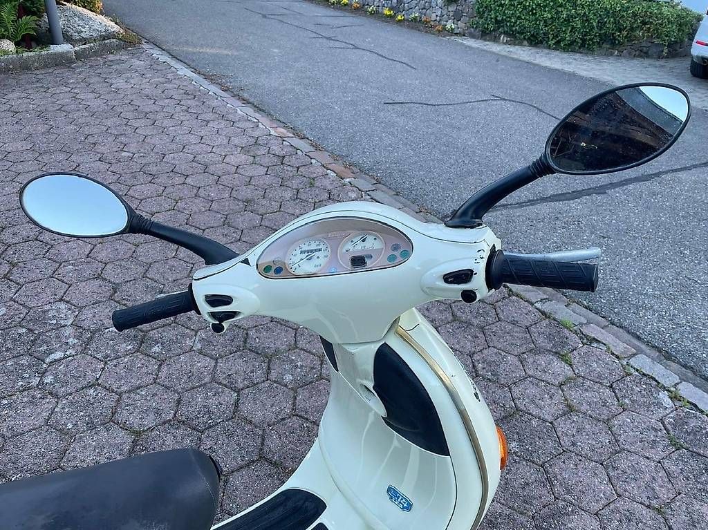 Scooter: VESPA ET4 125 – Usato da Mühlau venduto da Johuiii 4