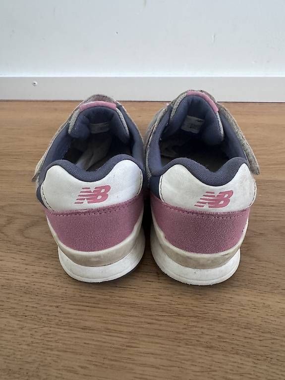 Scarpe per ragazze: New Balance Turnschuhe Grösse 34.5 – Usato da Birmensdorf ZH venduto da FiKaVa 4