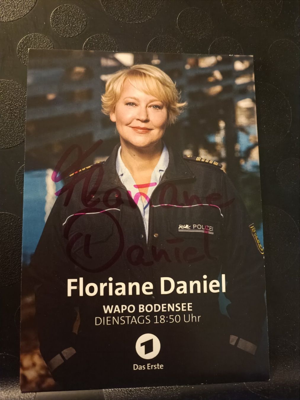 Autographes: Floriane Daniel - handsigniert – D'occasion à Menziken par Artographs