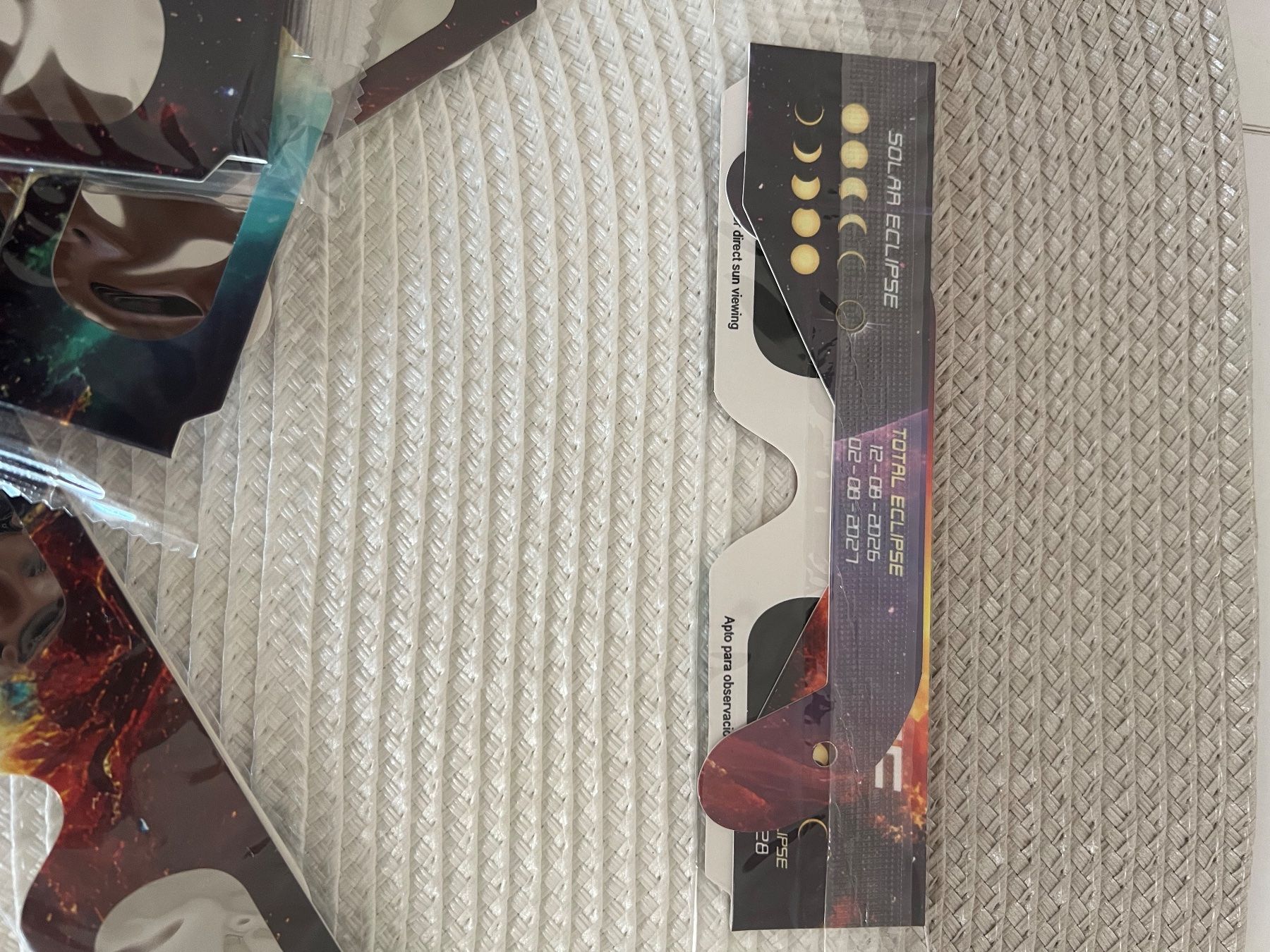 Brillen & Gläser: LUNETTES ÉCLIPSE SOLAIRE  Stock disponible – Neu und originalverpackt aus Renens VD von eto_bv9s 1