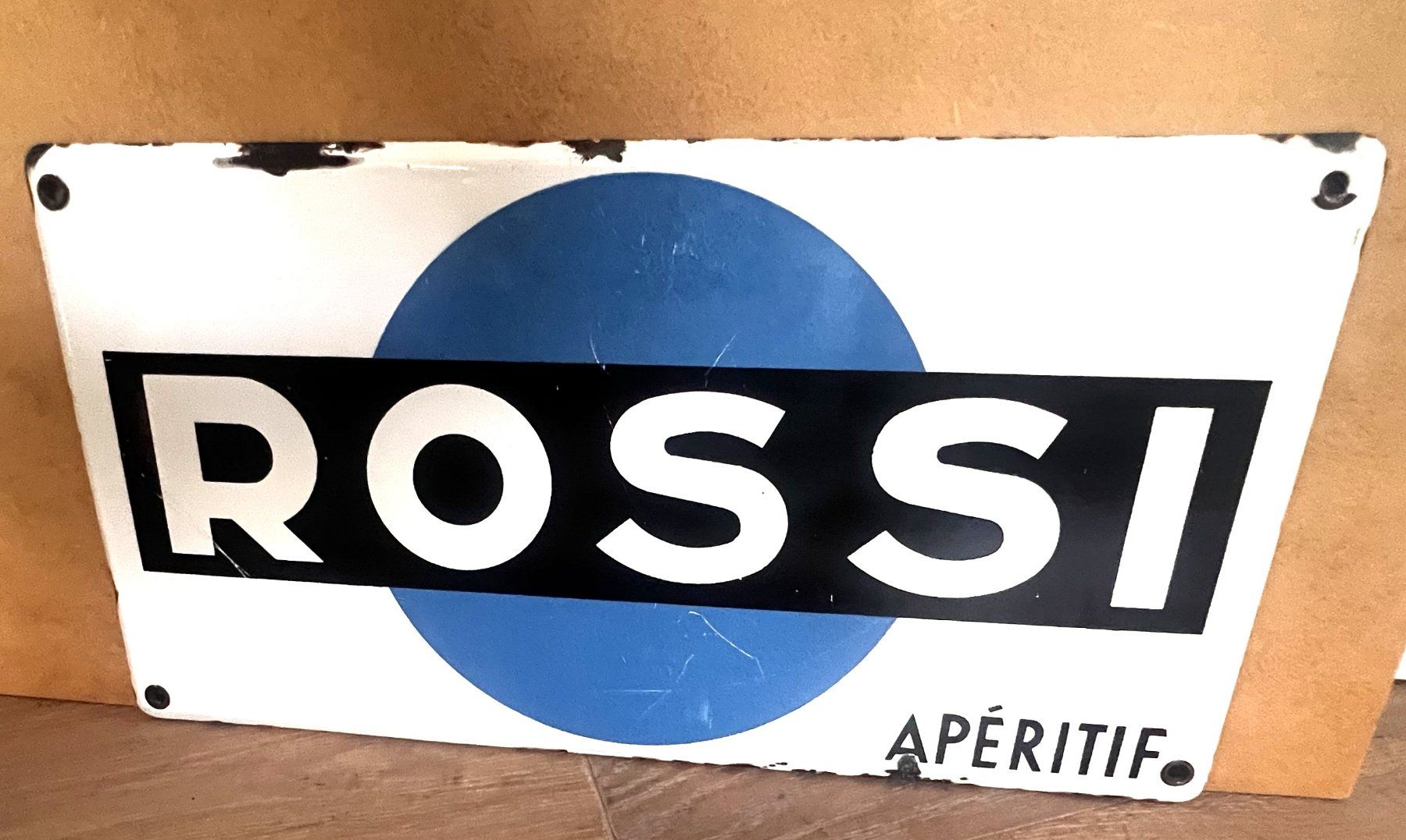 Martini Insegne: Originales Martini "ROSSI APERITIF" Email Schild ca. 1950 – Usato da Rothrist venduto da Brandystar